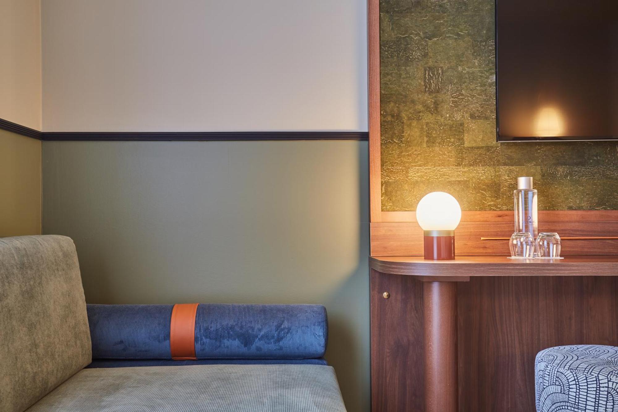 Chambre Lit Queen-Size Standard avec Canapé-Lit Simple