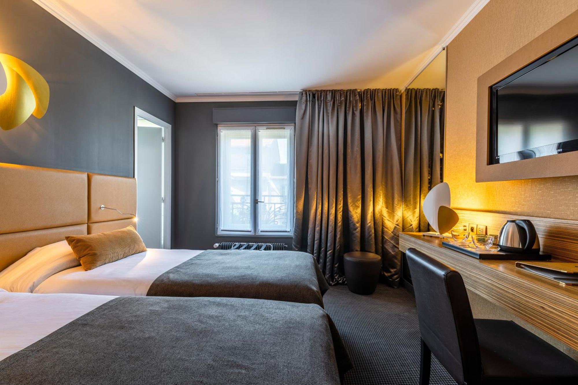 Superior Double or Twin Room Access to swimming pool or fitness